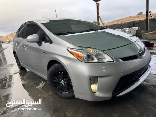 Used Toyota Prius in Amman