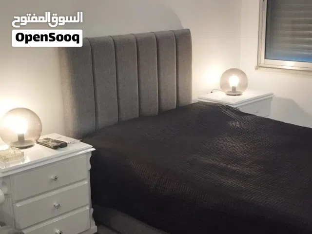 65 m2 Studio Apartments for Rent in Amman Abdoun