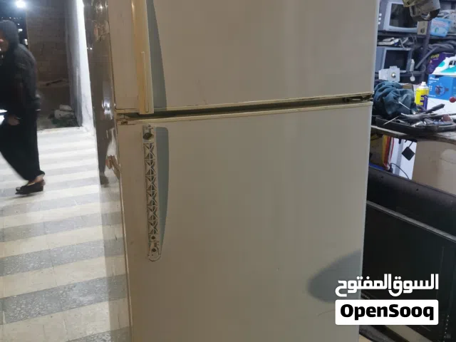 ثلاجه مستعمل للبيع تبريد ممتاز