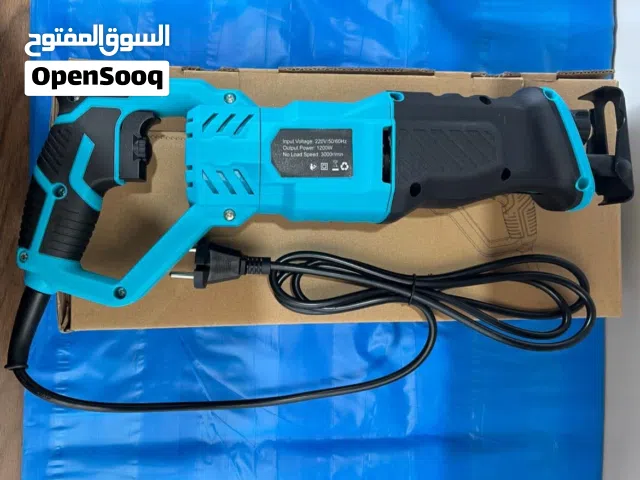 منشار كهربائي يقطع اللحم بسرعة وبسهولة