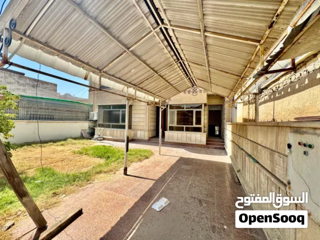400 m2 5 Bedrooms Townhouse for Rent in Basra Oman