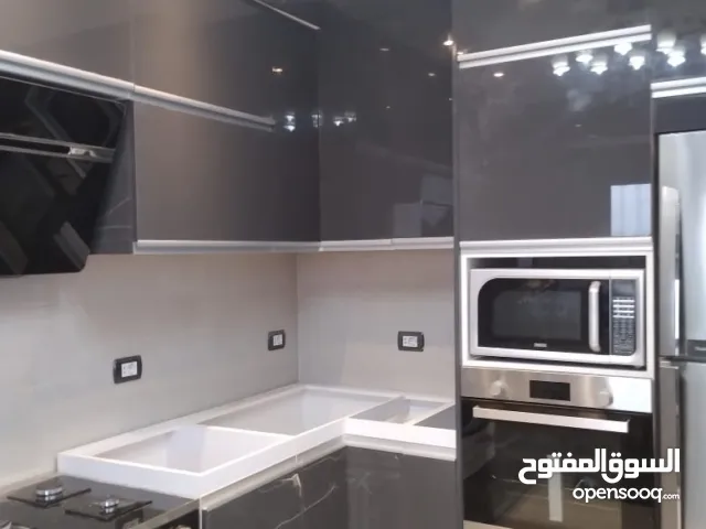 مطابخ كيان أفضل اختيار مطبخ كيان خليك في امان مطابخ hpl علي كونتر جود وود