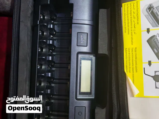 شاحن بطاريات احترافي Minelab – جديد غير مستعمل