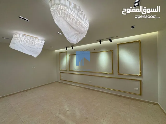 130 m2 3 Bedrooms Apartments for Sale in Amman Tla' Ali