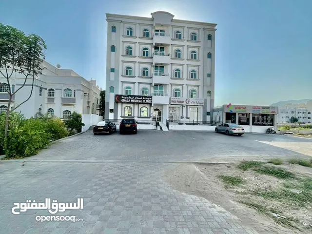 172 m2 3 Bedrooms Apartments for Rent in Muscat Ghubrah
