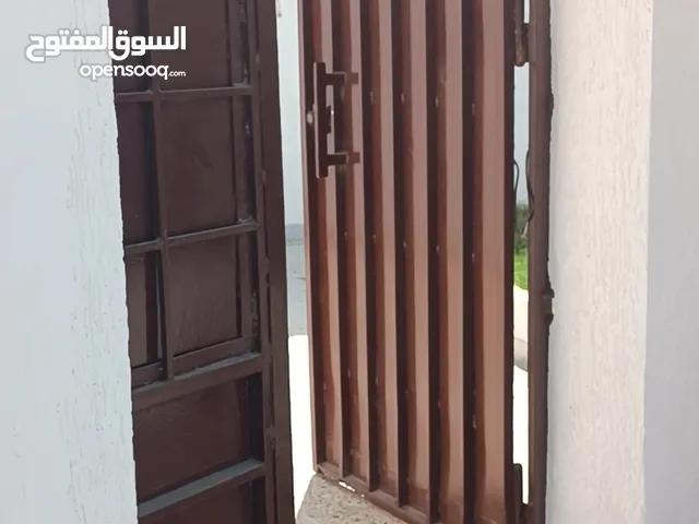 للبيع مركز كورسات متكامل بالرخصة الرسمية في جنزور _ ليبيا