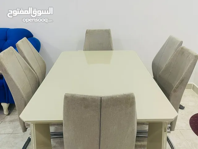 Dining table with 6 chairs