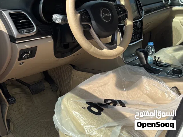 جيب شيروكي لمتدد للبيع أو المراوس