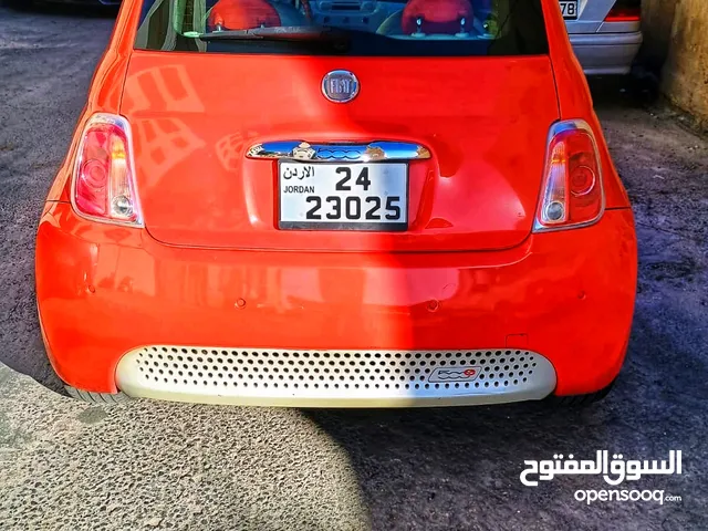 للبيع سيارة فيات 500e كهربائية موديل 2014 بحالة ممتازة، ماشية 157 ألف كم، مدى الشحنة 80+ كيلو