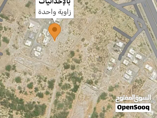 السويق بديعوه وسط المنازل