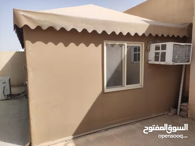 خيمة نظيفة للبيع مع طقم كنب 9 قطع حالة جيدة جدا