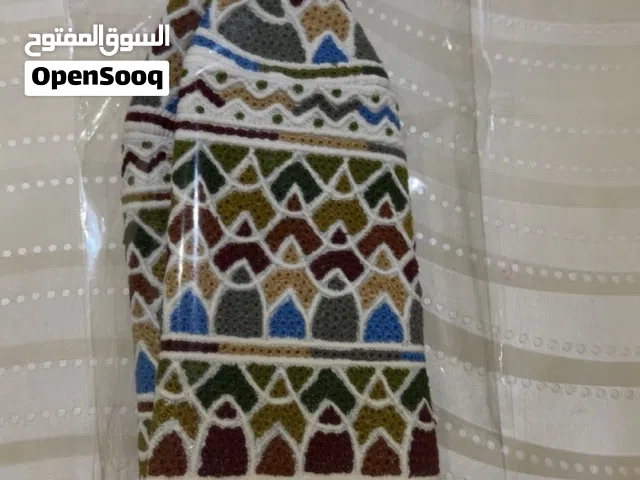 كمية فلبينية مستعملة نظيفة كأنها جديدة للبيع مقاس 10 و نص