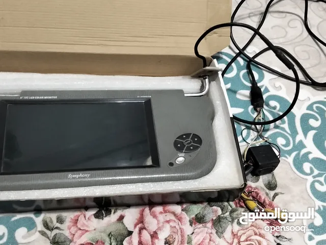 كاسيت كينوود أصلي وشاشة شمسيه وشاشة سقف بحاله جيده للبيع