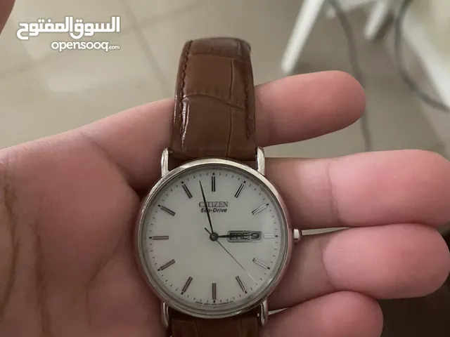 ‏ساعة مستعملة ماركة تم لبسها بس مرة واحدة