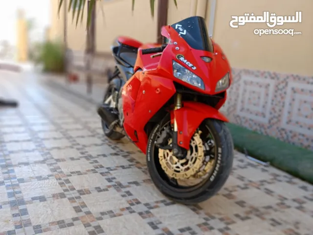 Honda CBR600RR 2009 in Al Dakhiliya