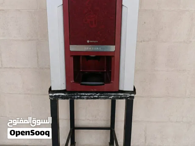 ماكينة قهوة ونسكافيه استعمال خفيف اومورها ممتازه مع ستاند  السعر قابل ل التفاوض