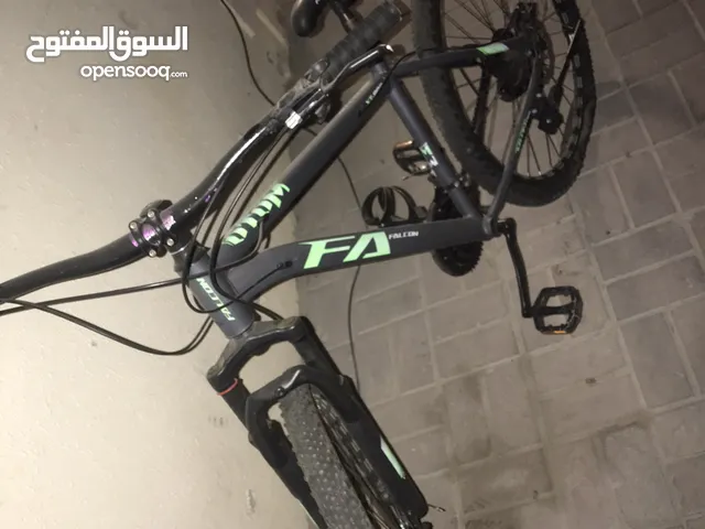 سلام عليكم سيكل جديد وكاله مافي شي بس تاير مفسد مركب عليه سكان ياباني