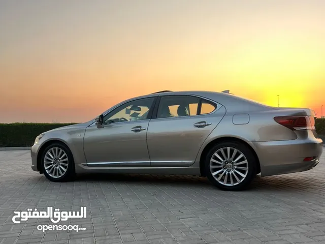 لكزس LS460 نظيفة جدا للبيع