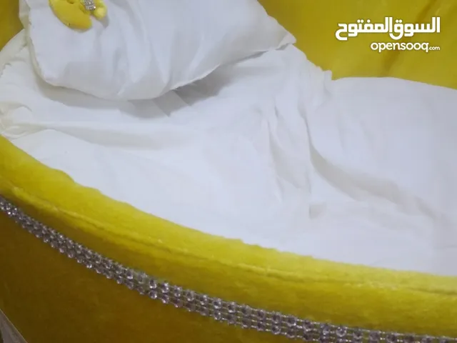 تخت أطفال مستعمل بحال الوكاله ممتاز جدا