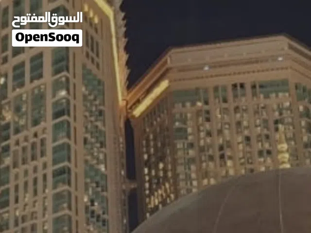 منزل للبيع في جاوا بالإضافة إلى شقة صغيرة بمساحة 90متر ، تتكون من غرفة نوم وصالون ومرر ومطبخ وحمام و
