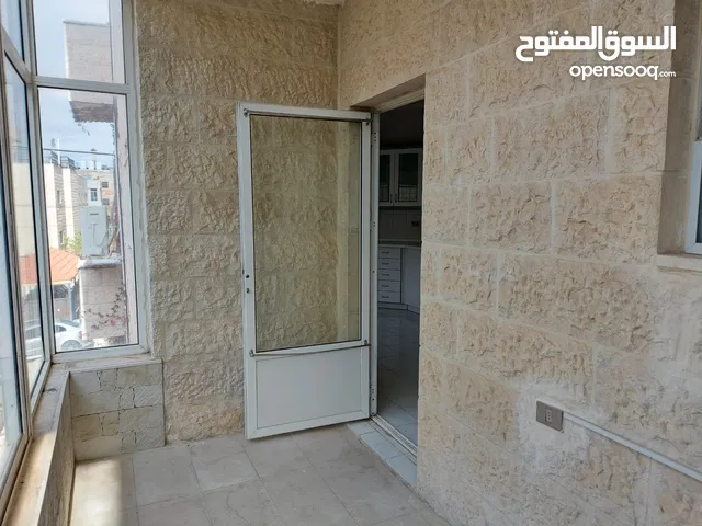 270m2 4 Bedrooms Apartments for Sale in Amman Um Uthaiena