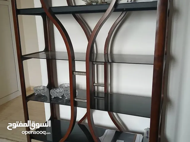 فرشة 4×6. طاولة ضيافة شبة جديده بوفي خشبي