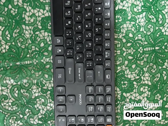 كيبورد مكتبي من شركة yesido يعمل بطريقة البلوتوث لا يوجد فيه اي مشاكل