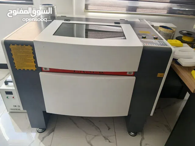 ماكينة ليزر Co2 متوفر مساحة عمل 40*60 و 60*90