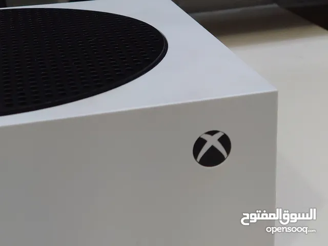 Xbox series s  اقره الوصف