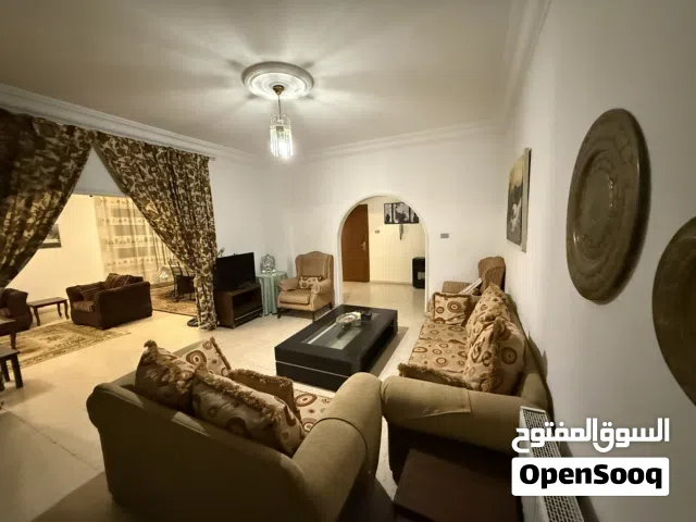 220 m2 3 Bedrooms Apartments for Rent in Amman Al Rawabi
