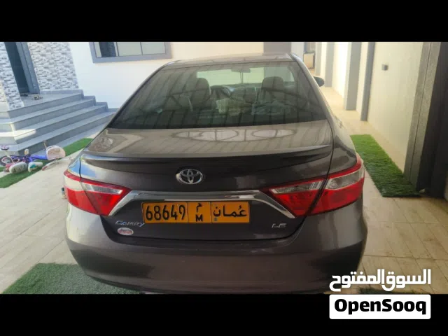 2016 تويوتا كامري LE