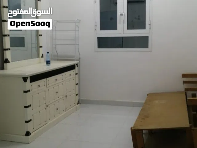 أستيديو للاجار وسط سوق صحم كل شي قريب منك