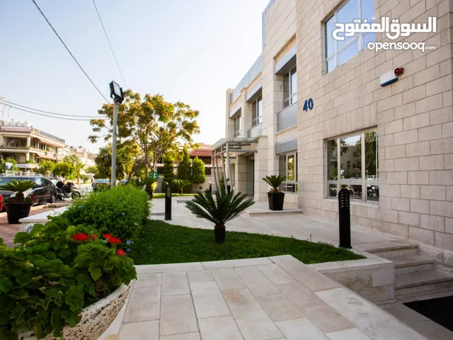 1050 m2 More than 6 bedrooms Villa for Rent in Amman Shmaisani