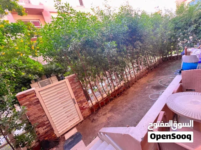 80 m2 2 Bedrooms Apartments for Sale in Giza 6th of October