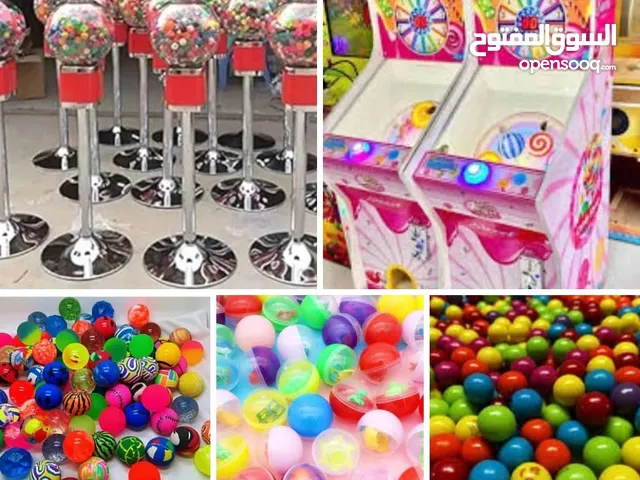 ماكينات علكة و مصاص. علكة 1500 حبة. طابات مجنونة طابات هدايا هزازات اطفال