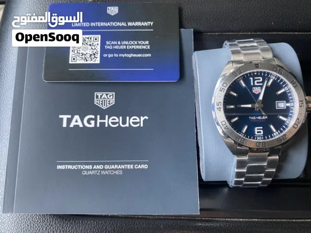 ساعة سويسرية فاخرة