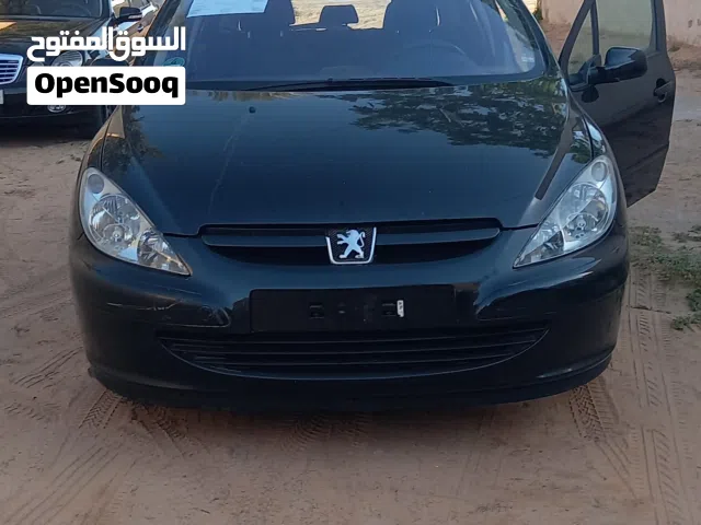 2004 بيجو 307 Standard