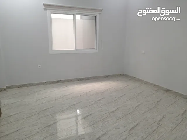 120 m2 2 Bedrooms Apartments for Rent in Central Governorate A`ali
