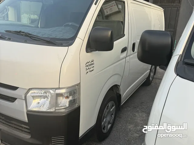 تأجير باصات مقفلة وثلاجات وركاب + تأمين شامل