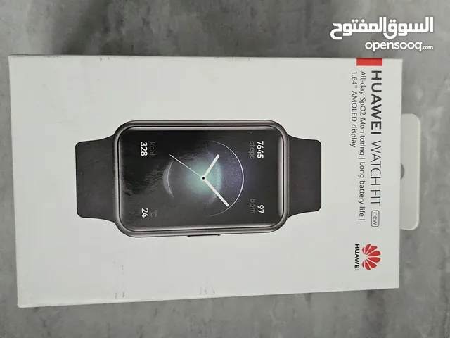 ساعه هواوي فيت Huawei fit بحاله ممتازه بالكرتونه والشاحن