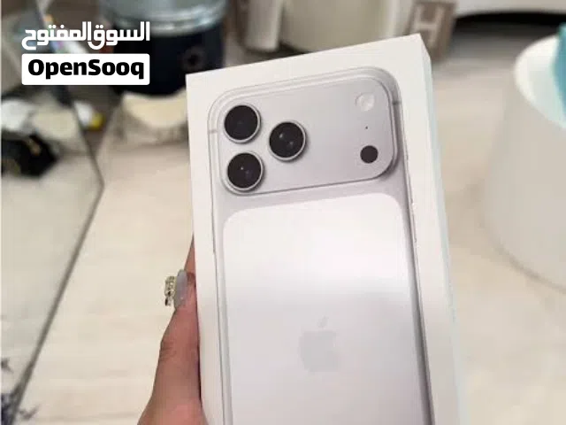 ايفون 17برو ماكس فضي