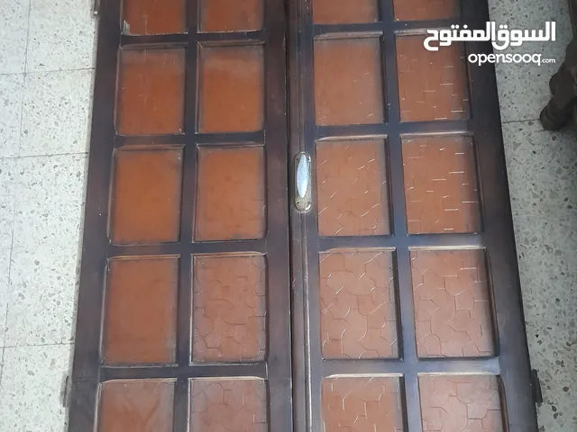 للبيع ضرفتين خشب ب ازاز استعمال نضيف جدا
