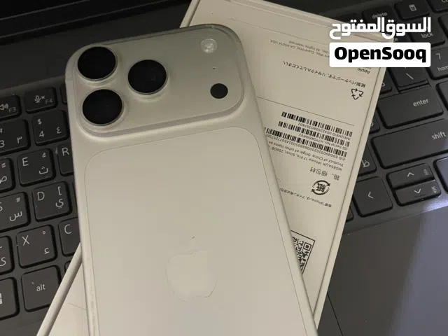 Apple iPhone 17 Pro 256 GB in Muscat