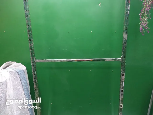 منيكان للبيع +ستاند للبيع أغراض محل