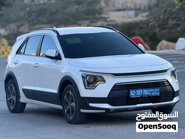 2022 كيا نيرو Standard
