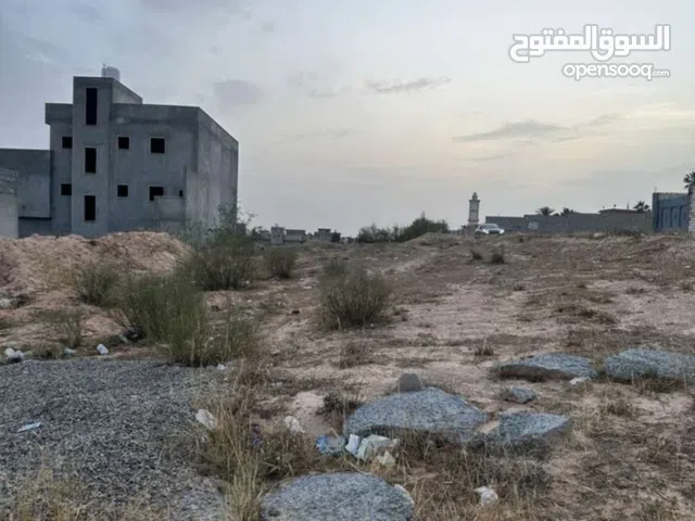 ارض ف الكريمة خلف سوق المحروق