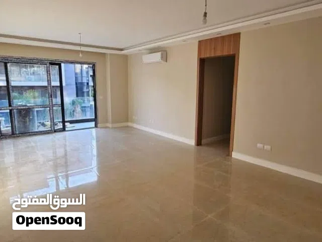 164 m2 3 Bedrooms Apartments for Sale in Cairo Fifth Settlement