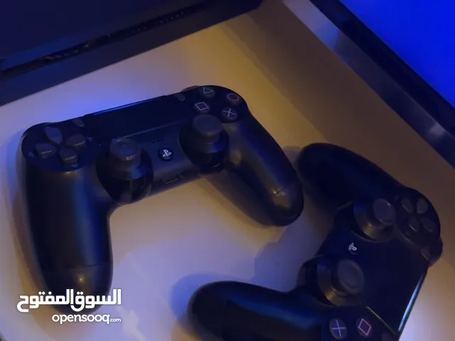يد بلاستيشن 4 أصليه مع الباكو للبيع