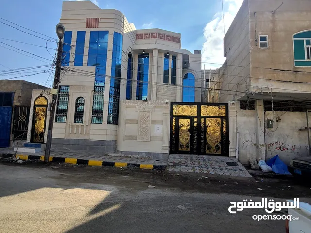 225m2 More than 6 bedrooms Villa for Sale in Sana'a Moein District