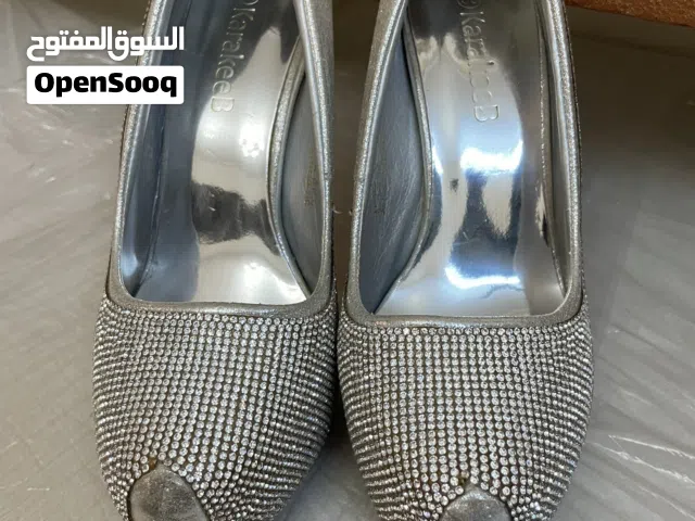 كعب عرايسي نمرة 38